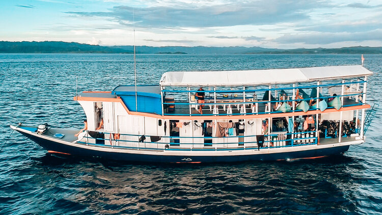 Epica Liveaboard photo 3