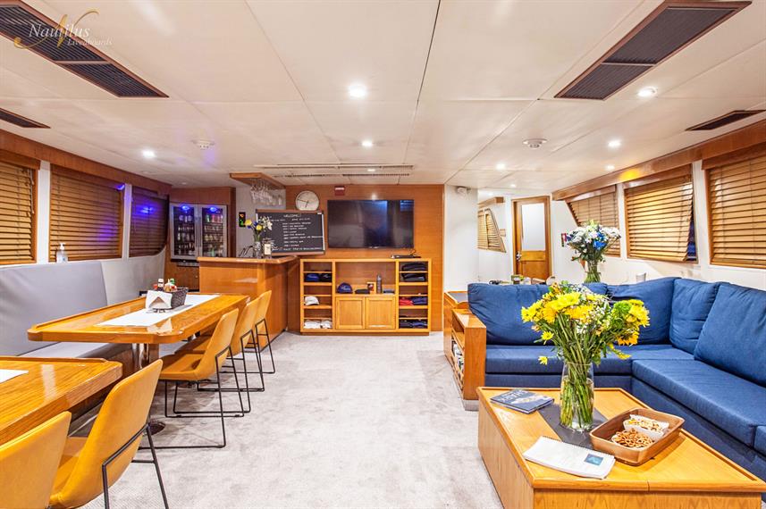 Nautilus Gallant Lady Liveaboard  photo 3