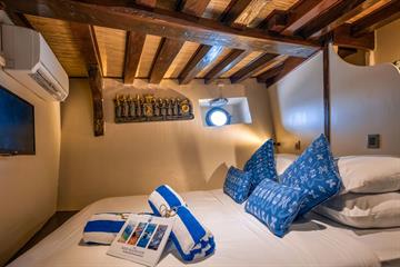 Deluxe Staterooms