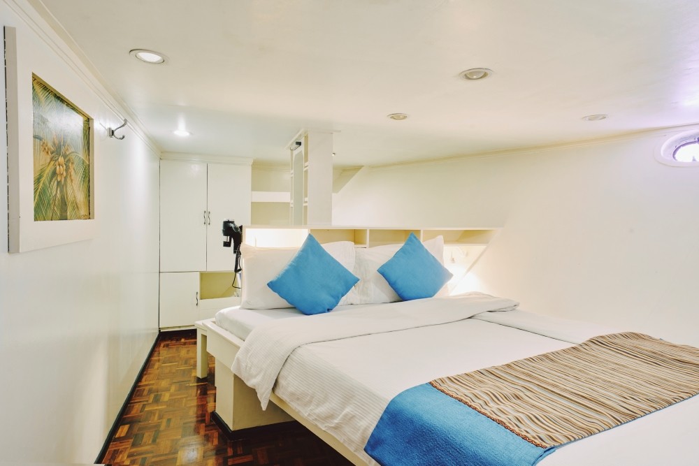 Lower Deck Double Cabin