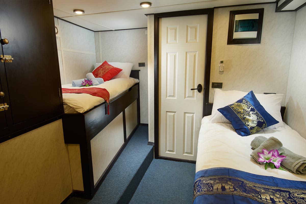 Classic Twin Cabin