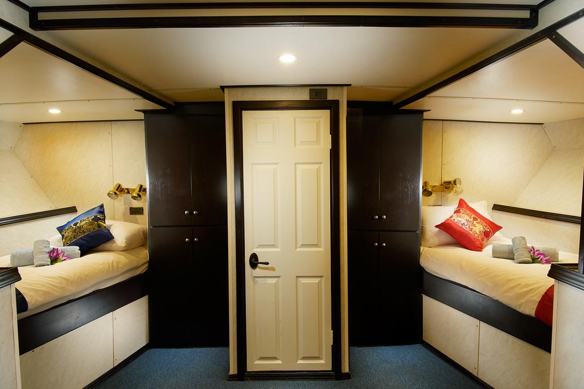 Premium Twin Cabin