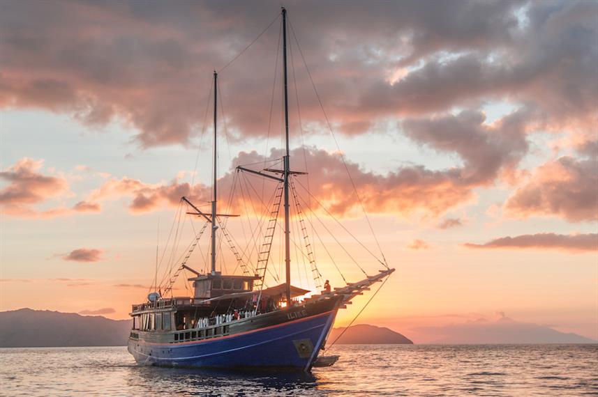 Ilike Liveaboard photo 3