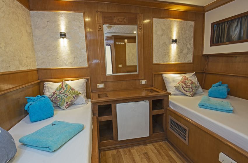 Twin Bed Cabin