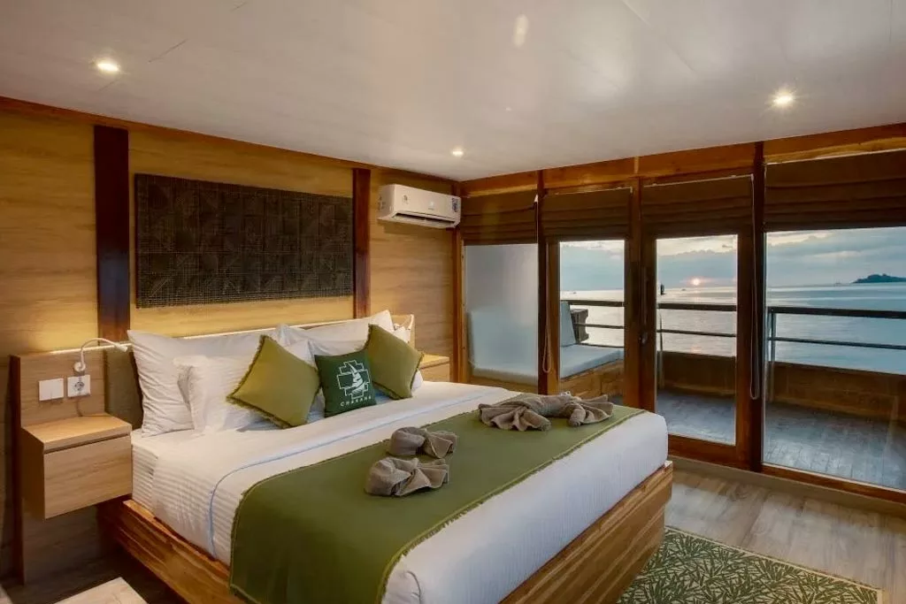 Superior Double Suite (with Balcony)