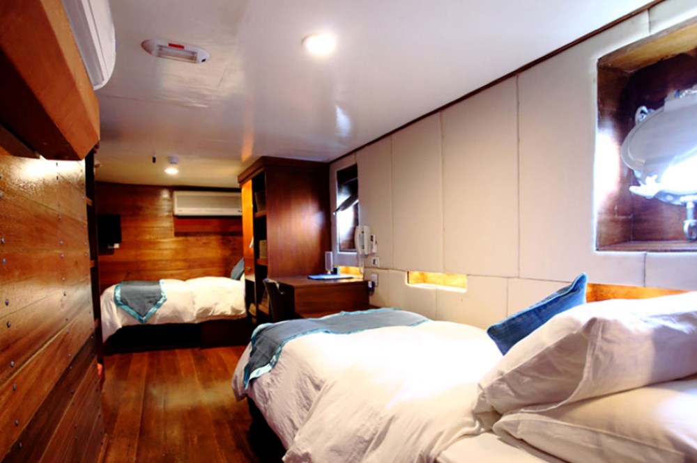 Quad Cabin