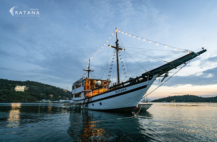 Ratana Phinisi Liveaboard photo 3