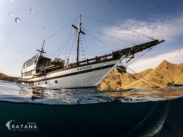 Ratana Phinisi Liveaboard photo 4