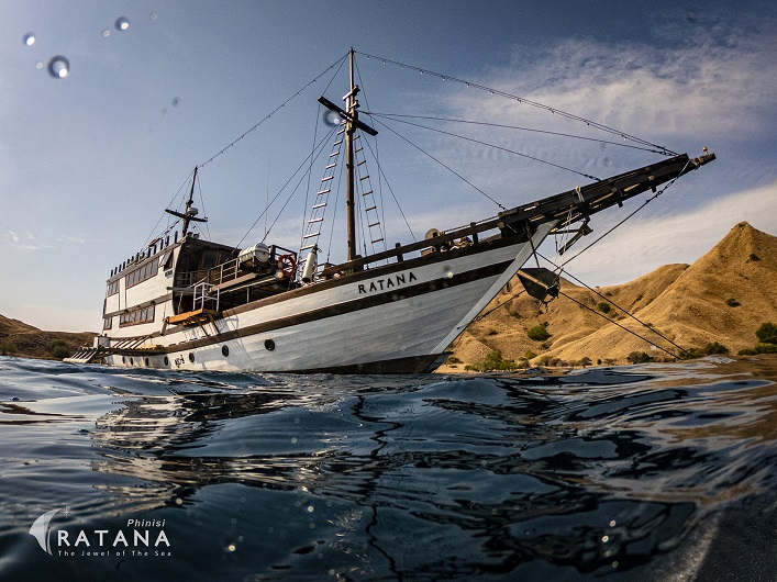 Ratana Phinisi Liveaboard photo 5