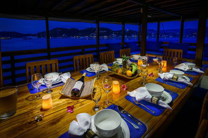Mari Liveaboard photo 4