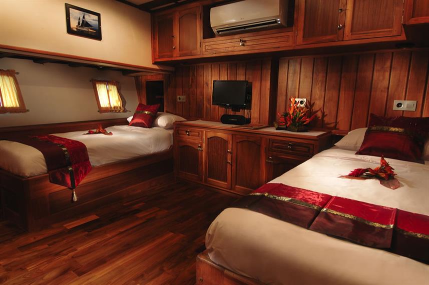 Premium Twin Cabins