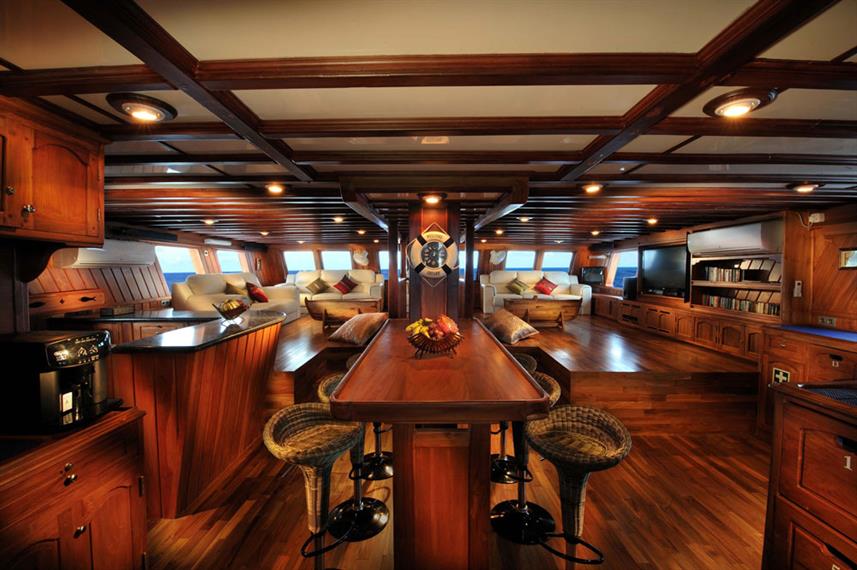Philippine Siren Liveaboard photo 5