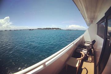 Super Sea View w/ Jacuzzi