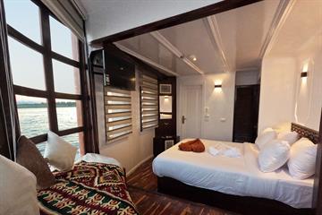  Master Stateroom