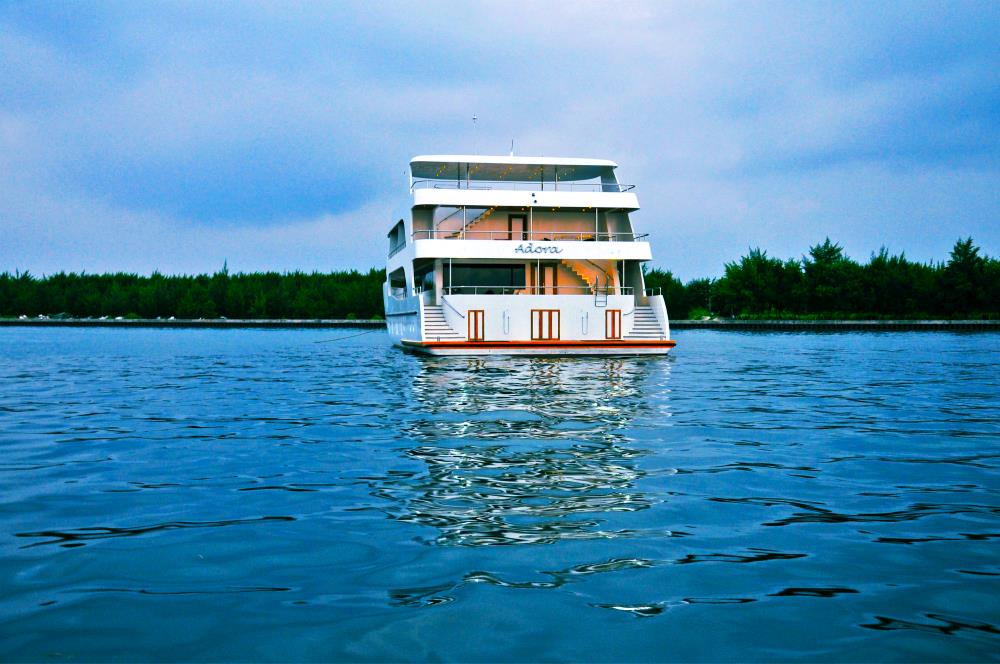 Adora Liveaboard photo 3