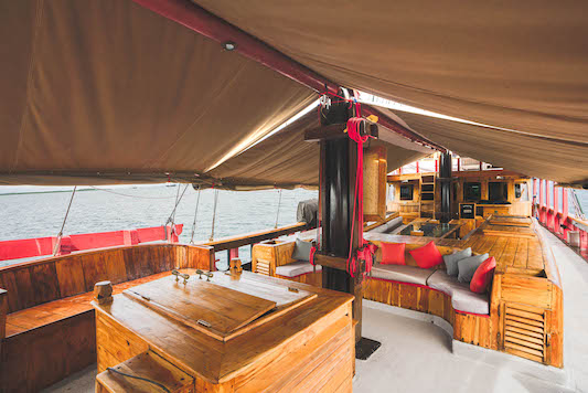 Calico Jack Liveaboard photo 2