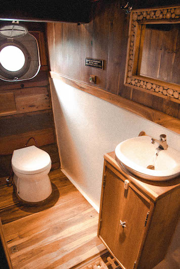 Calico Jack Liveaboard photo 3
