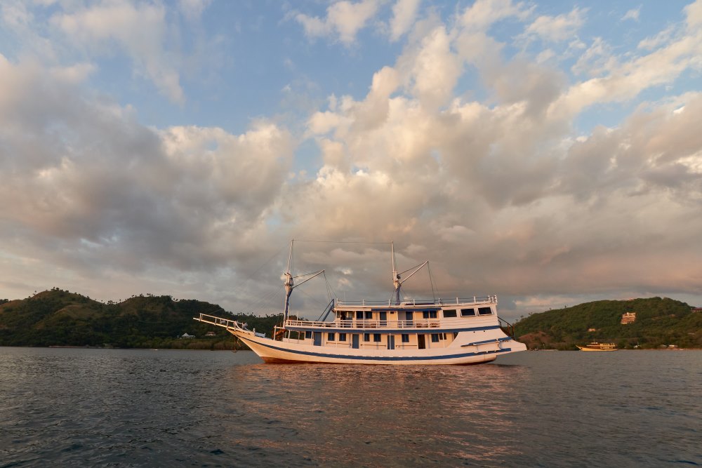 La Nissa Liveaboard photo 2