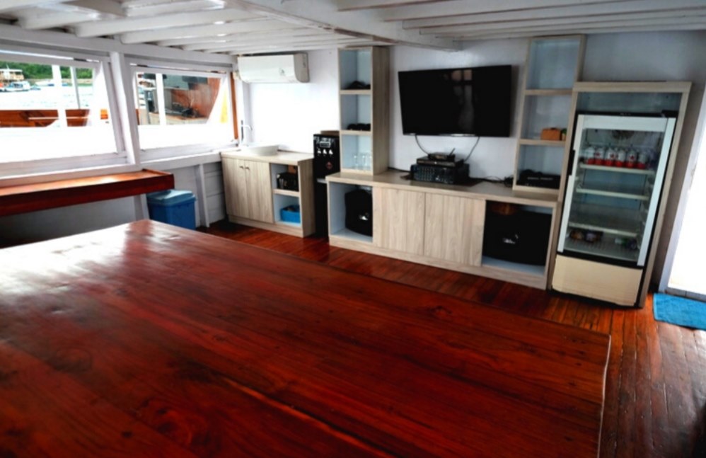 La Nissa Liveaboard photo 4