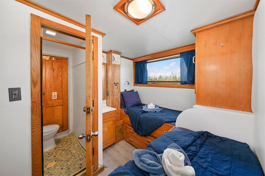 Standar Cabin