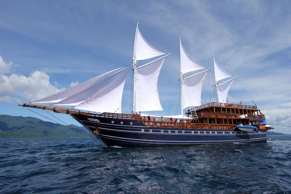 Amira Liveaboard photo 2