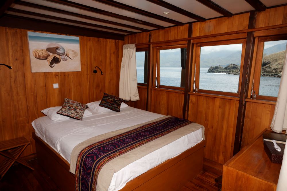 Double Cabin Upper Deck