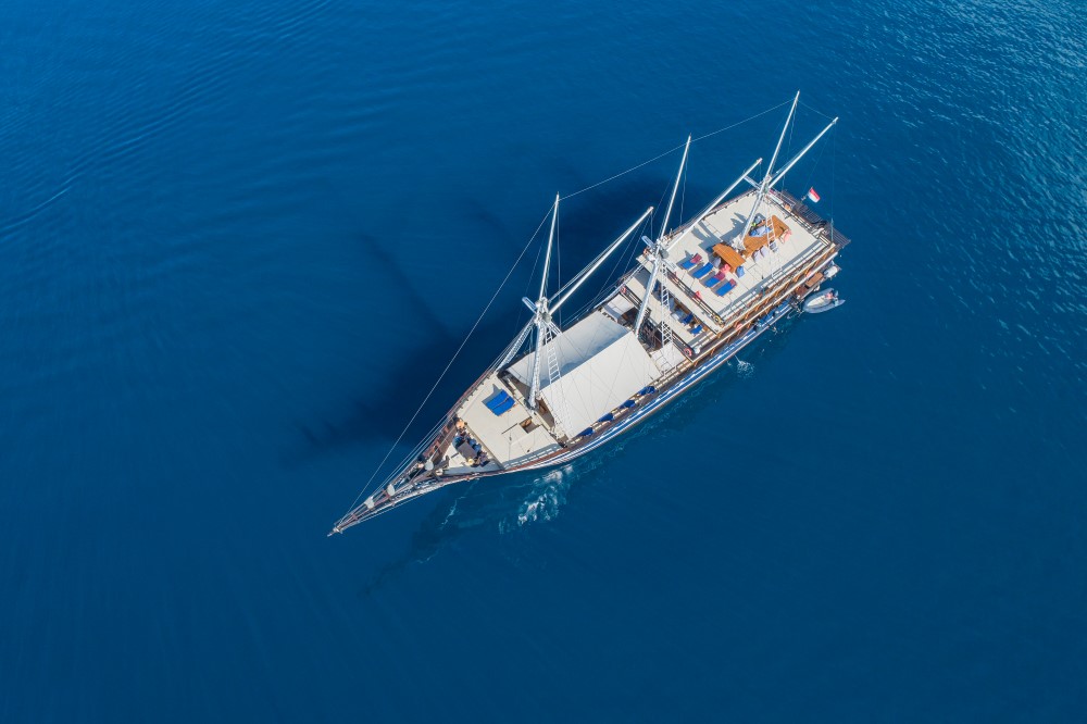 Amira Liveaboard photo 3